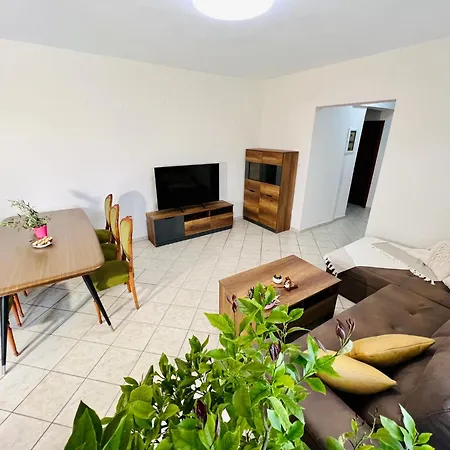 Apartment Elia Kariani